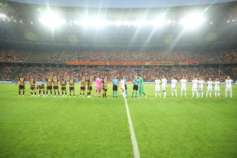 Galatasaray'ın Şampiyonlar Ligi'nden kazanacağı para belli oldu 9