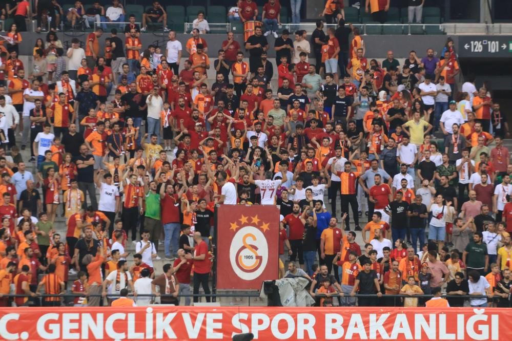 Galatasaray'ın Şampiyonlar Ligi'nden kazanacağı para belli oldu 19