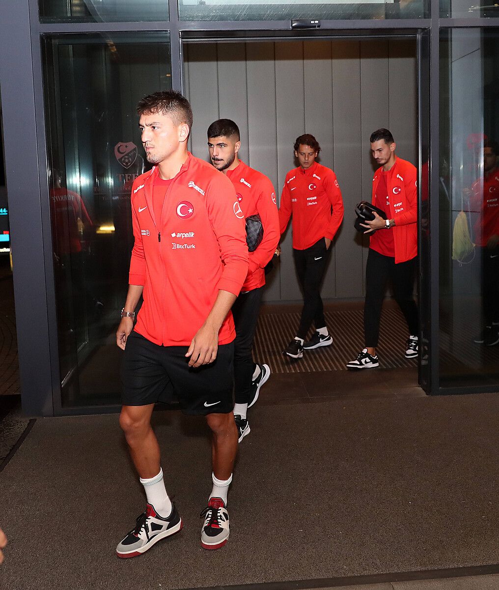 Fenerbahçe transfer bombasını patlattı! Cengiz Ünder... 3