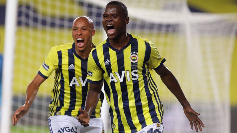 Fenerbahçe'de 7 isim yolcu! İsmail Kartal ile sil baştan... 2