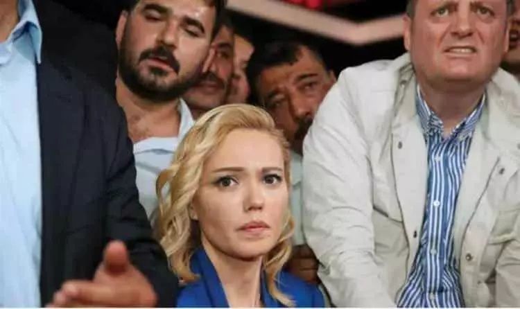 15 Temmuz demokrasi zaferi! İşte unutulmayacak fotoğraflarla hain darbe girişimi gecesi... 16