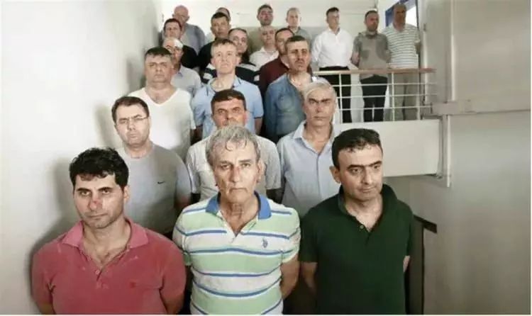15 Temmuz demokrasi zaferi! İşte unutulmayacak fotoğraflarla hain darbe girişimi gecesi... 22