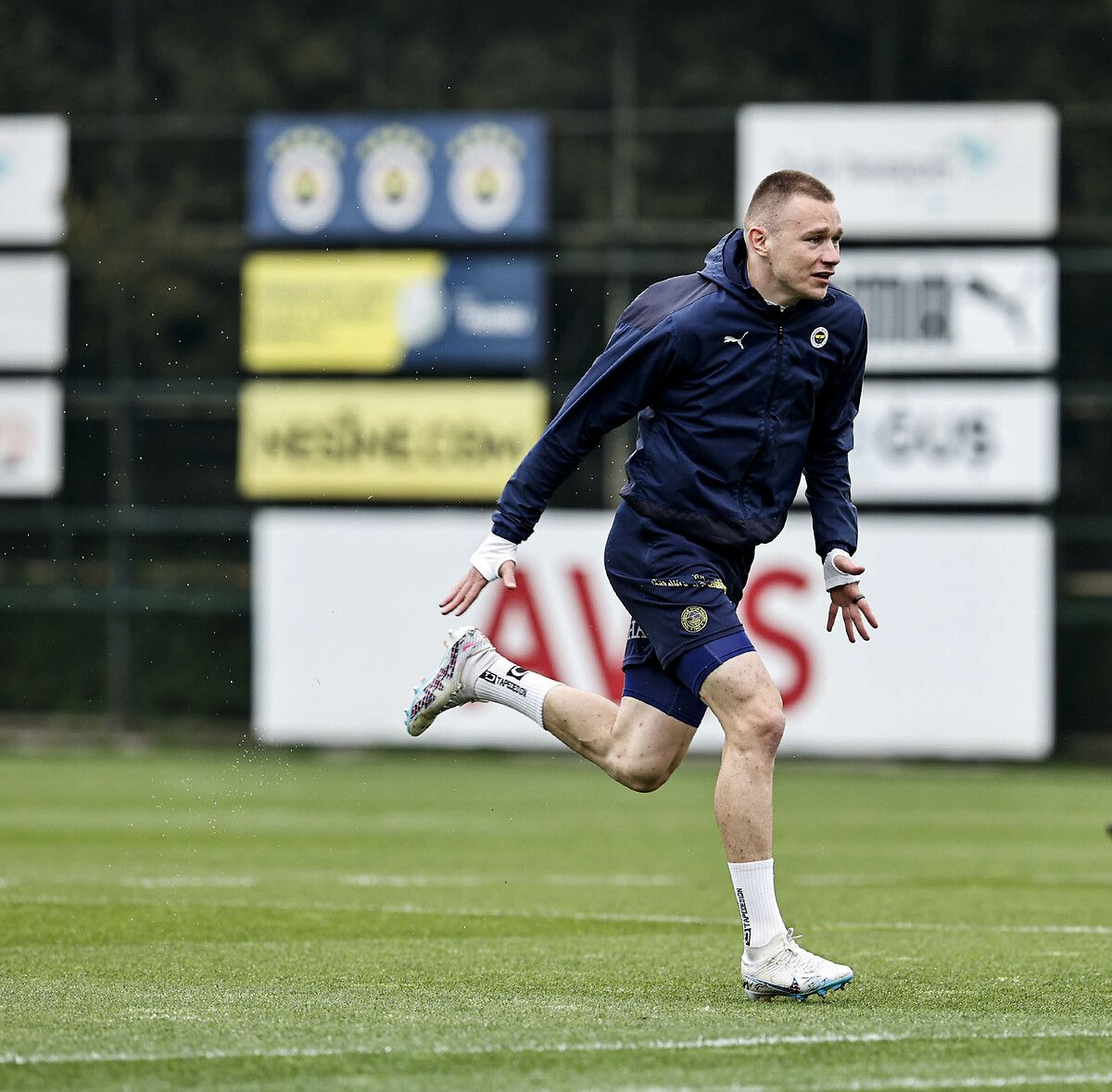 Fenerbahçe'de bir ayrılık daha! Attila Szalai'nin yeni takımı... 4