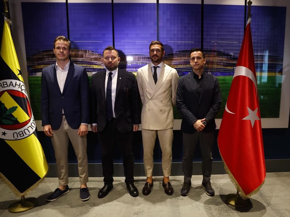 Fenerbahçe'den Beşiktaş'a bir darbe daha! Premier Lig'in muhafızı... 2