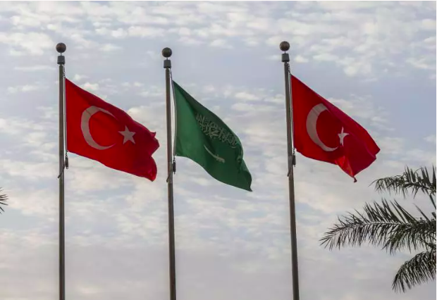 Cumhurbaşkanı Erdoğan Suudi Arabistan’da! İlk kareler 4