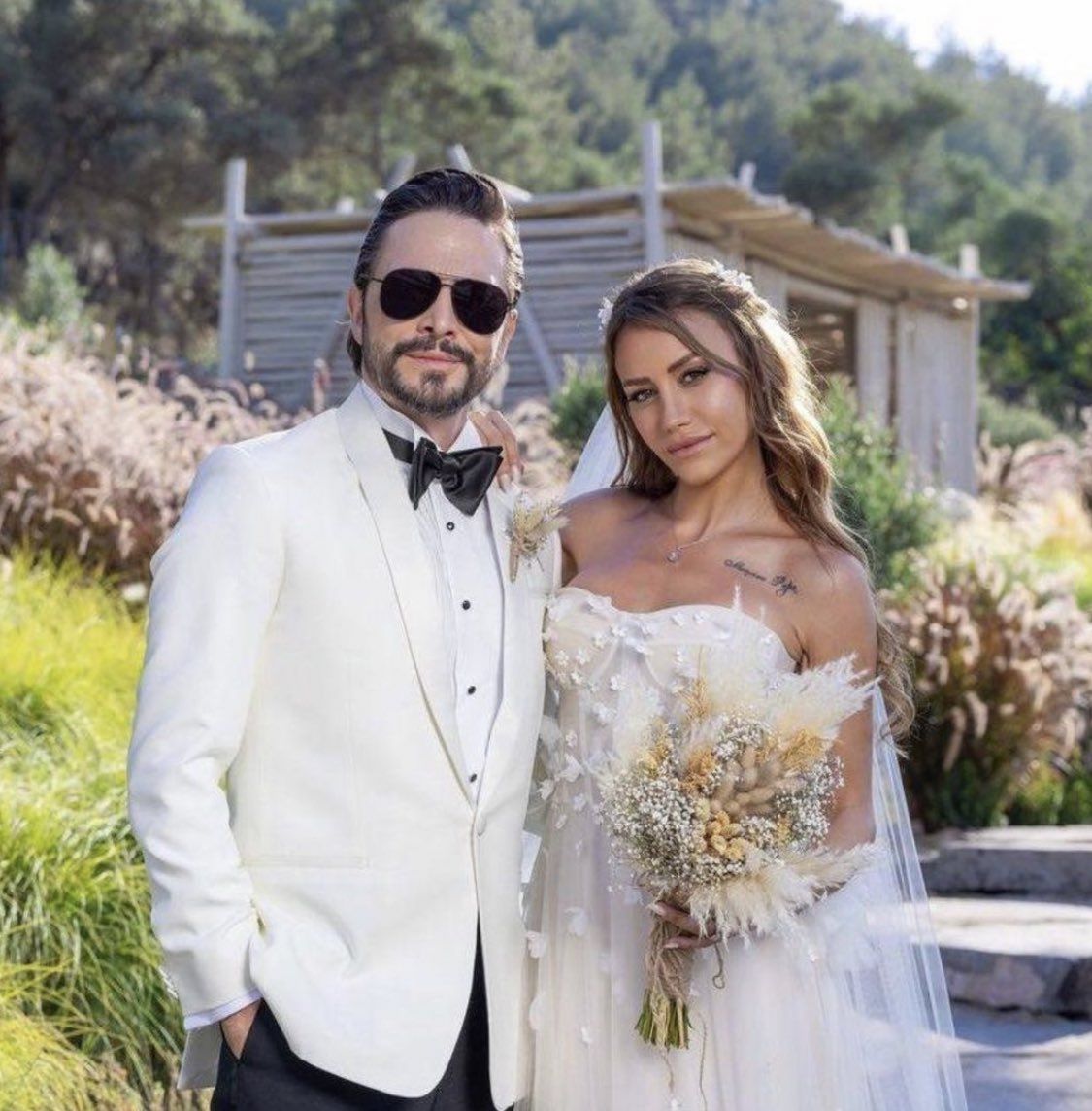 Ahmet Kural, mutluluğa imzayı bastı! 4 yıllık sevgilisi Çağla Gizem Çelik ile evlendi 4
