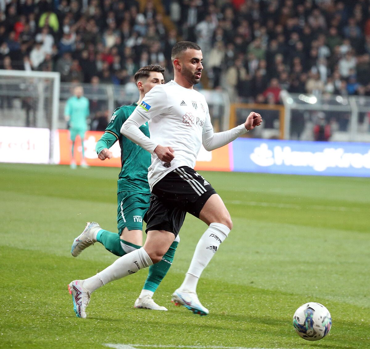 Rachid Ghezzal yuvadan uçuyor! Beşiktaşlılar şokta 2