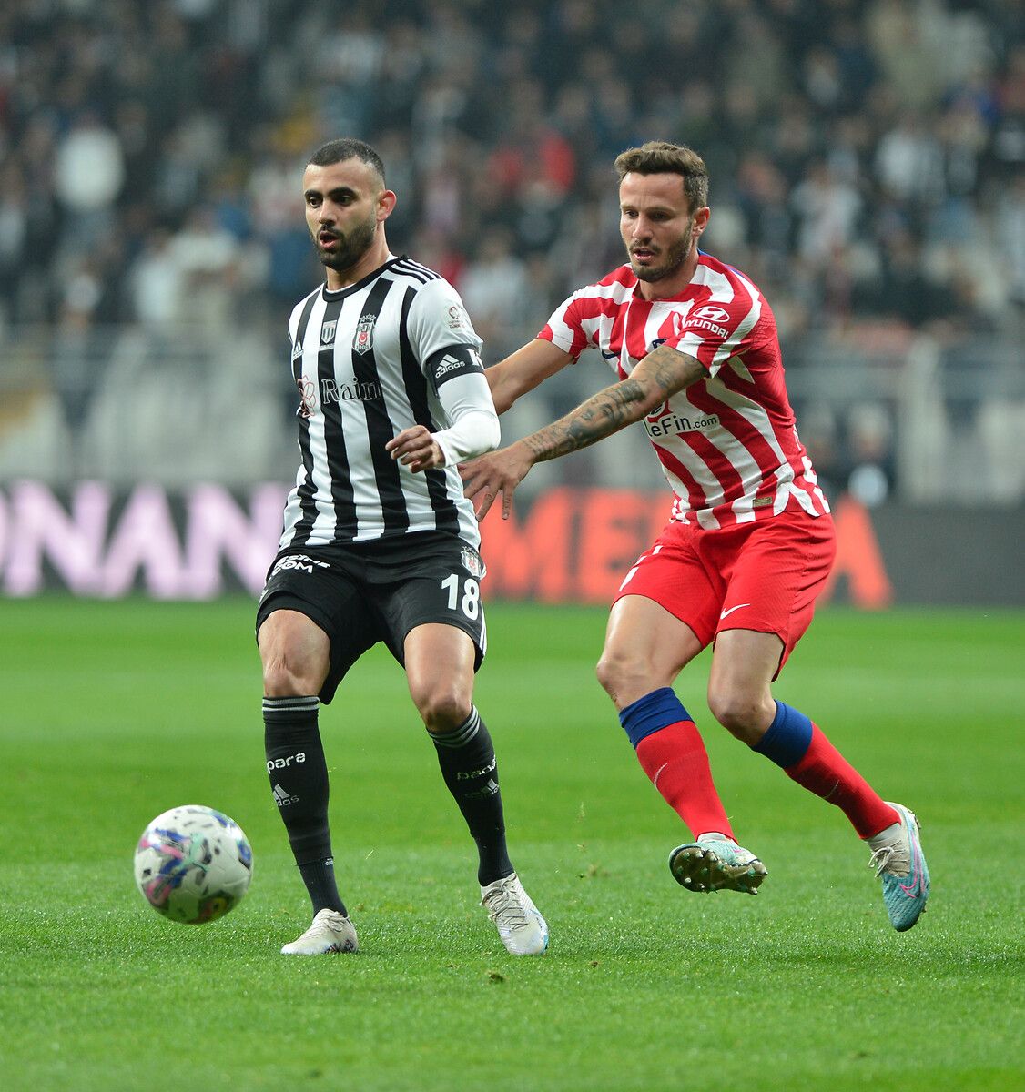 Rachid Ghezzal yuvadan uçuyor! Beşiktaşlılar şokta 4