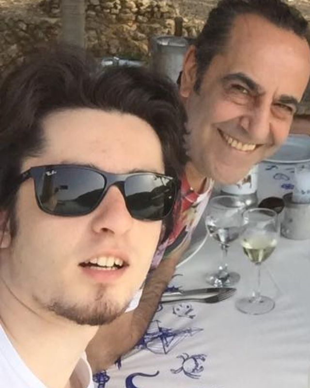 Ölümüyle tüm Türkiye yasa boğulmuştu: Özkan Uğur'un oğlu Alişan Uğur'dan duygulandıran paylaşım! ''İçim parçalanıyor'' 6