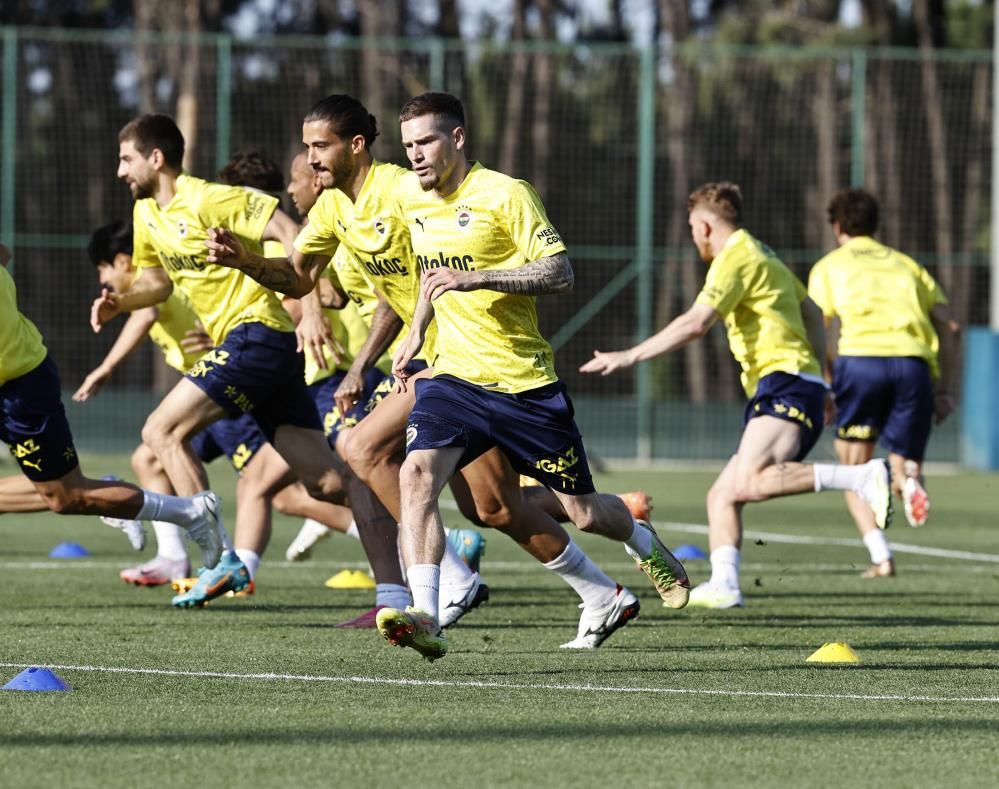 Attila Szalai'nin bonservisi açıklandı! Fenerbahçe'ye akılalmaz gelir 8