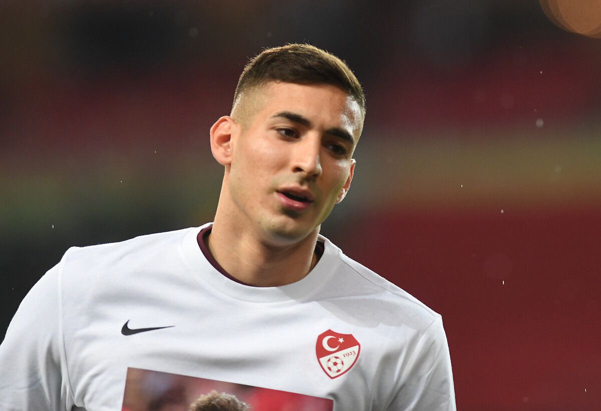 Milli futbolcu Mert Müldür seçimini yaptı! Transferi duyurdular... 12