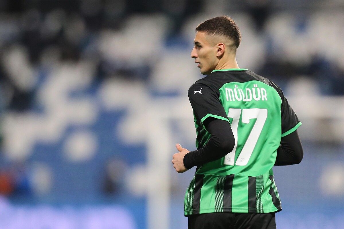 Milli futbolcu Mert Müldür seçimini yaptı! Transferi duyurdular... 15