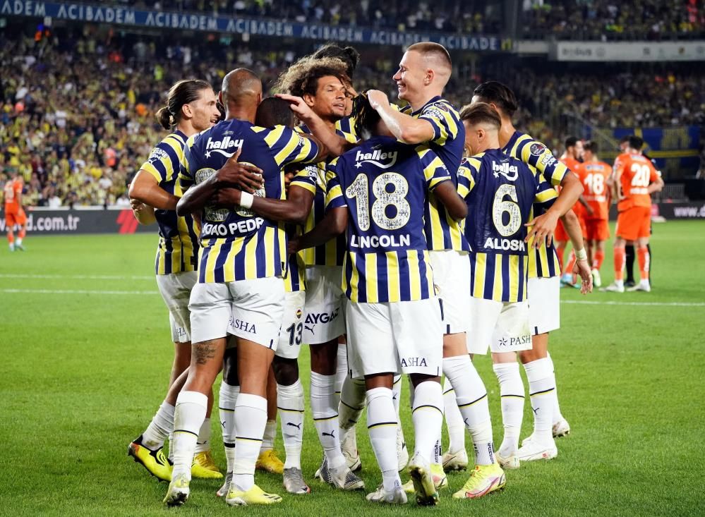 Sosyal medyadan duyurdu! İşte Attila Szalai'den gelecek ücret 9