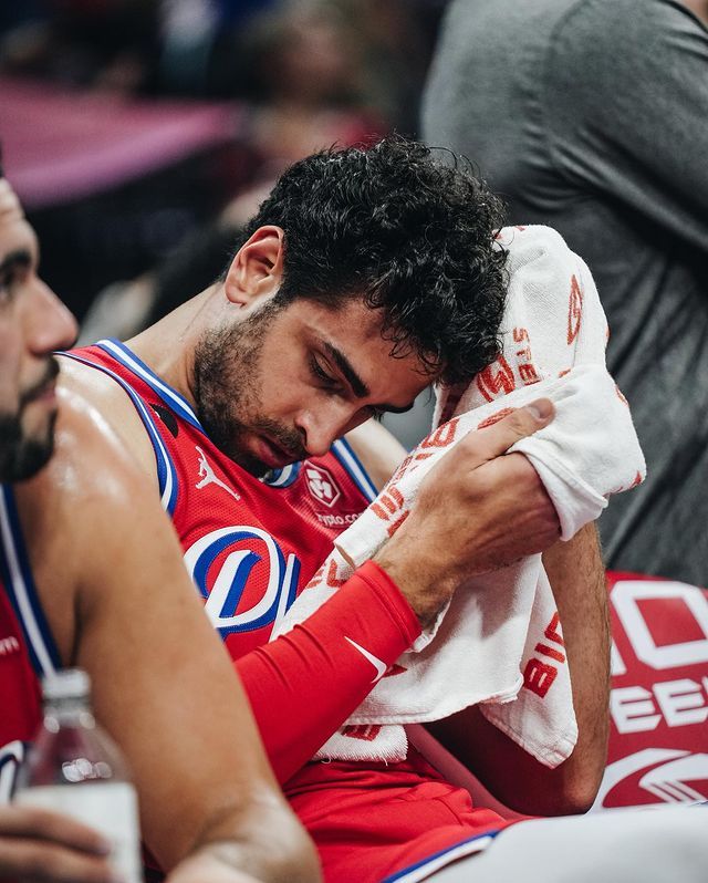 Gözlerden uzak aşk yaşayan İrem Sak ve Furkan Korkmaz çiftinden ilk kare! 6