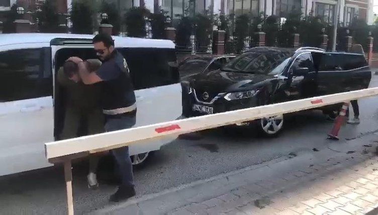 Bakımevindeki görüntüler kan dondurmuştu... Gözaltına alınan görevlinin savunması pes dedirtti: Sevecen bir şekilde şaka yaptım! 10