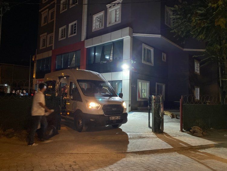 Bakımevindeki görüntüler kan dondurmuştu... Gözaltına alınan görevlinin savunması pes dedirtti: Sevecen bir şekilde şaka yaptım! 4