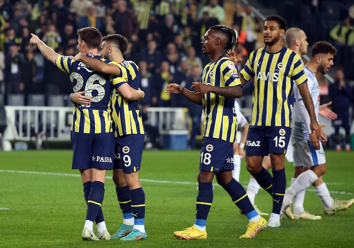 İsmail Kartal'dan flaş karar! Jorge Jesus'un prensini gönderiyor 3
