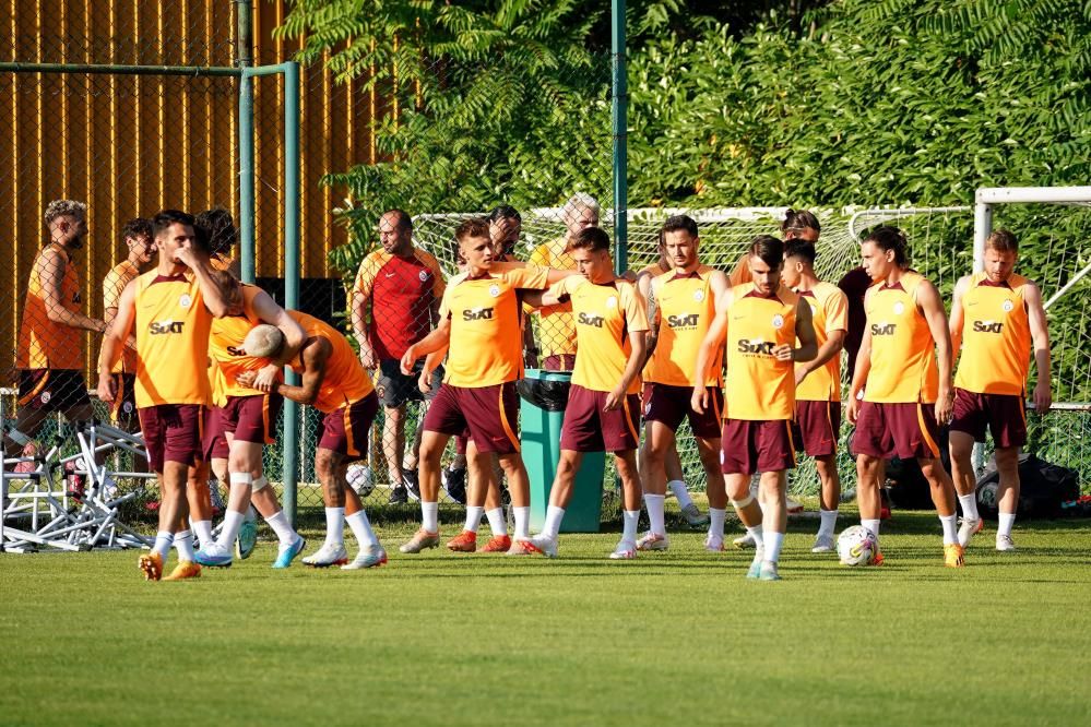 Icardi beklenirken Cimbom'a Zaha'dan sonra bir yıldız daha... 7