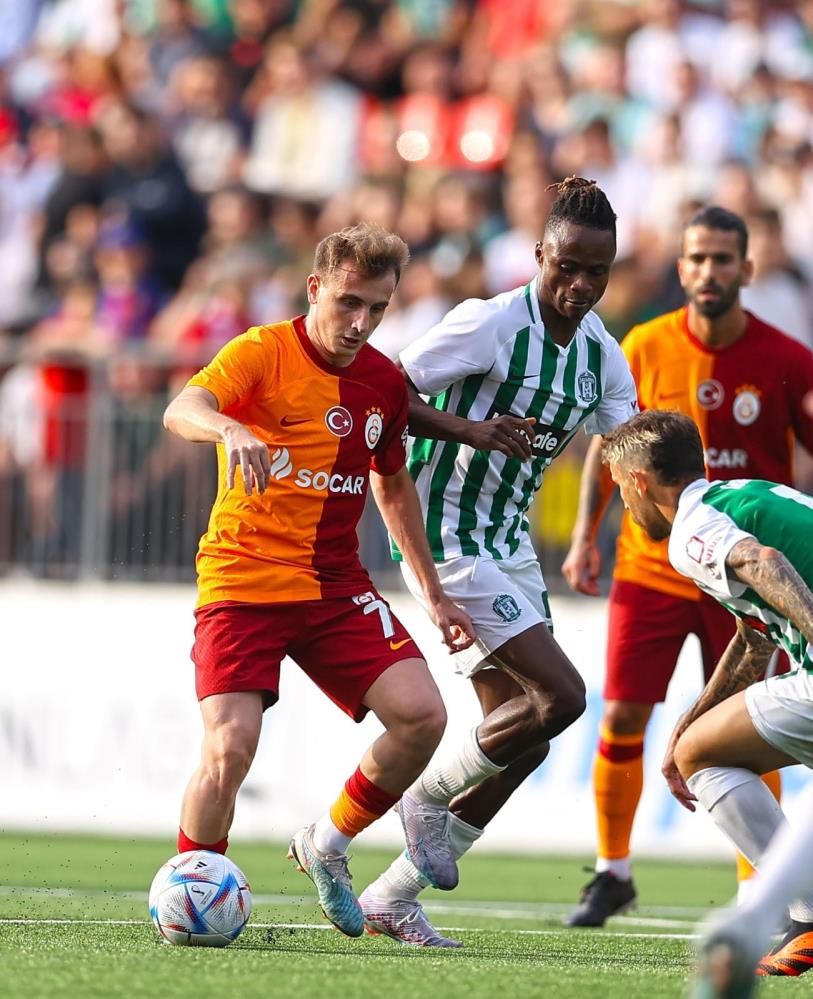 Icardi beklenirken Cimbom'a Zaha'dan sonra bir yıldız daha... 21