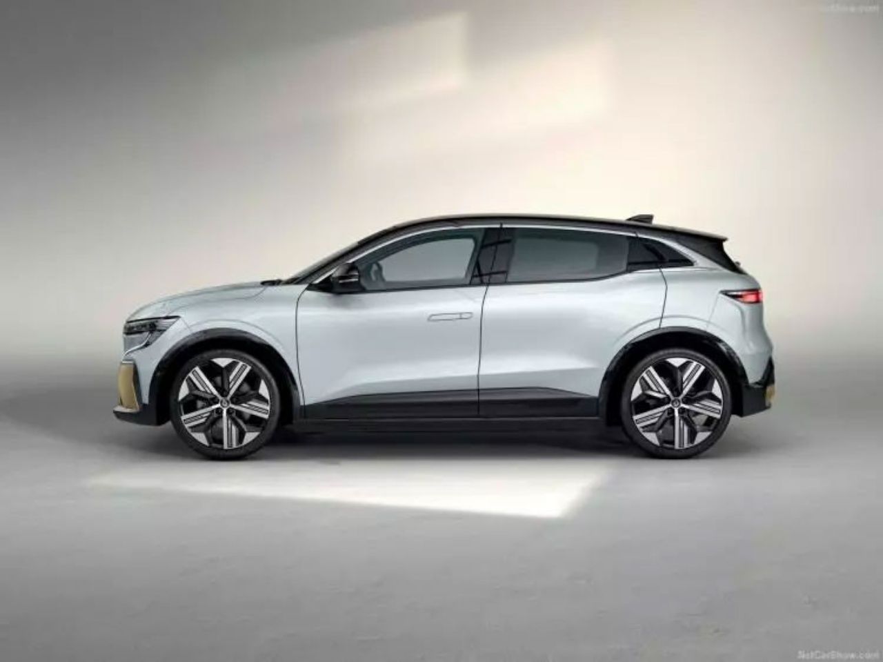 Yüzde 100 elektrikli Megane Türkiye'de satışta! İşte satış fiyatı 1