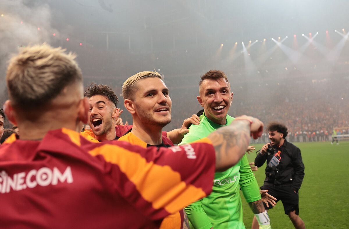 Galatasaray'da şok gelişme! Muslera'nın transferini duyurdular 2