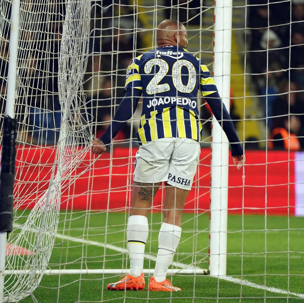 Cimbom'un elinden alınan Joao Pedro'nun yeni takımı resmen belli oldu 2