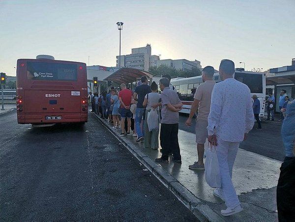 İzmir'deki grev ikinci gününde: Vatandaşlar CHP'li Tunç Soyer'e isyan ediyor! 8
