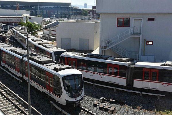 İzmir'deki grev ikinci gününde: Vatandaşlar CHP'li Tunç Soyer'e isyan ediyor! 6