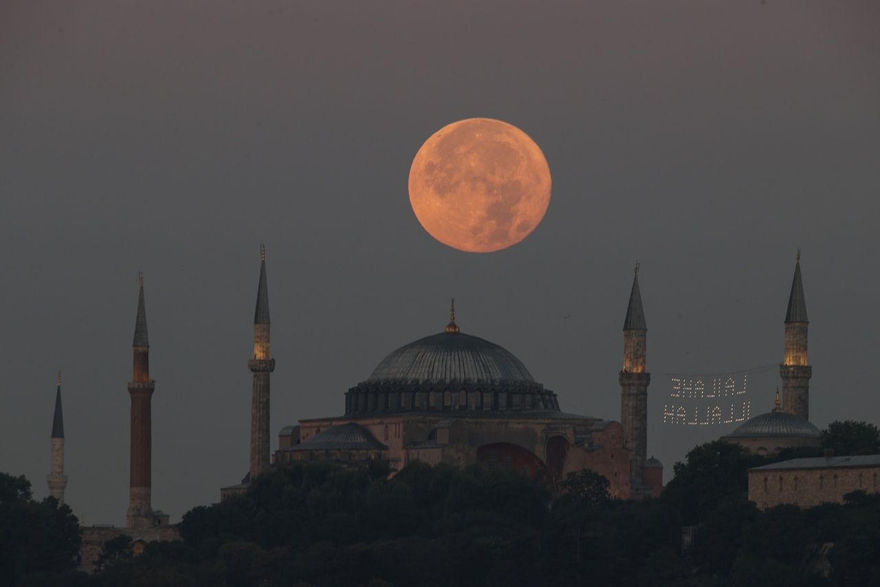 İstanbul ve Ankara'dan Süper Ay manzaraları! 3