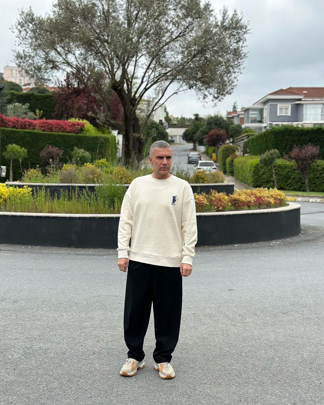 Tarzına gelen yorumlara ''Alemsiniz'' diyerek cevap verdi! 'Yok Berdan Barbini' 4