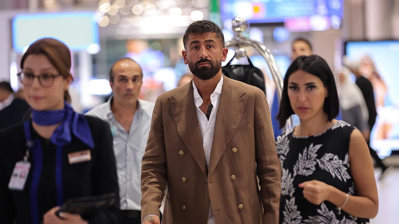 Galatasaray'ın yeni transferi Kerem Demirbay'ın Ramiz Dayı stili sosyal medyayı salladı 1