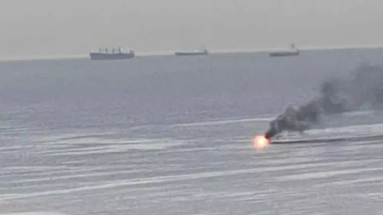 Ukrayna, Rus savaş gemisini vurdu! İlk görüntüler geldi! Rusya'dan flaş açıklama... 4
