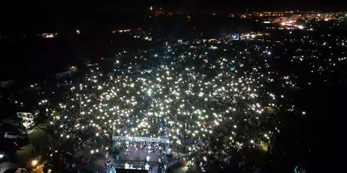 Görsel şölen başladı! Binlerce kişi meteor yağmuru için toplandı 1