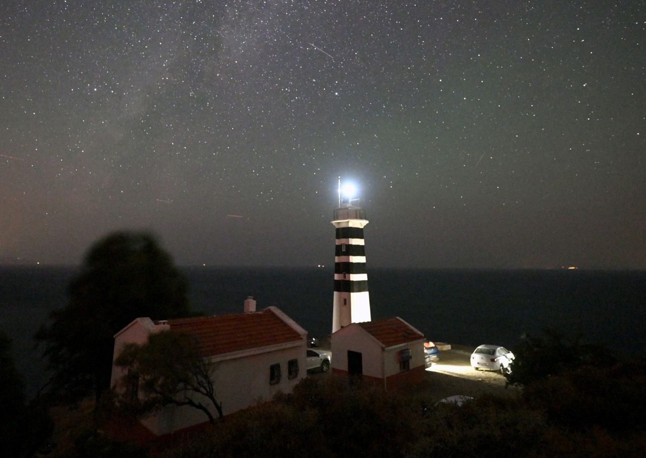 Türkiye'nin dört bir yanından Perseid meteor yağmuru manzaraları! Tam bir görsel şölen... 1