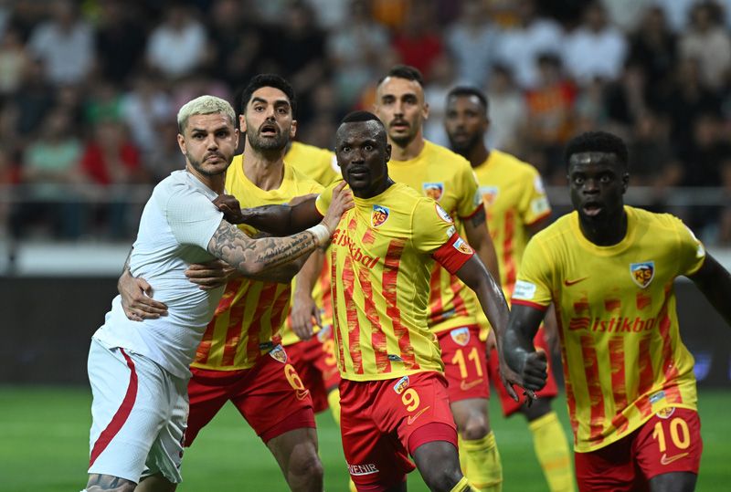 Kayserispor-Galatasaray maçından sonra fatura Erden Timur ve Okan Buruk'a kesildi 6