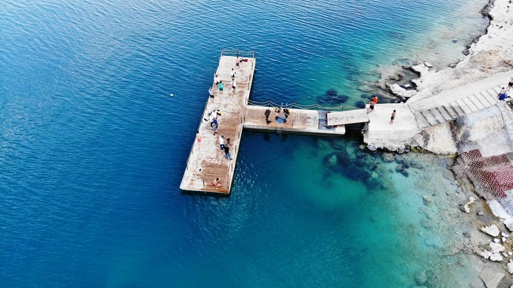 Van Gölü'nde tarihi keşif: Kayı tamgalı ve haç işaretli taşlar bulundu! 'Nuh tufanı burada oldu' 6