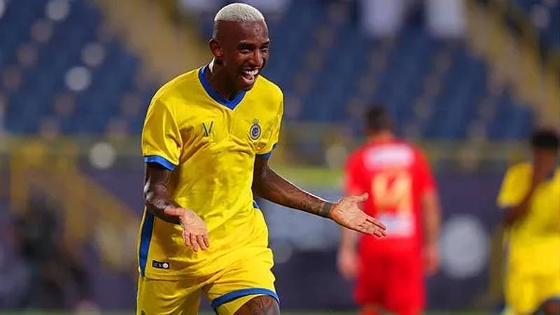 Ahmet Nur Çebi Sergio Ramos ve Talisca'ya imza attıracak Beşiktaş'ta yer yerinden oynayacak 6