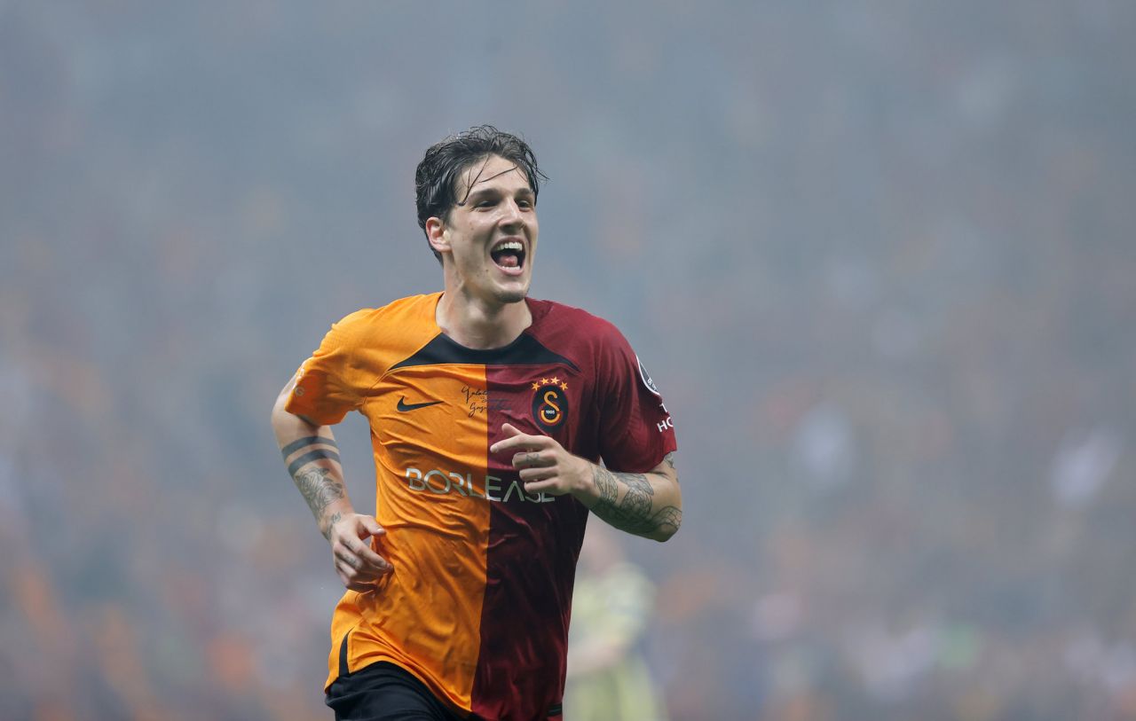 Erden Timur'un 15 milyon euro'ya transfer ettiği Zaniolo 27+3 milyon euro karşılığında Aston Villa'ya imza attı 15