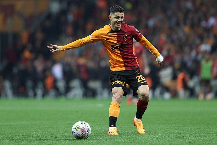 Erden Timur'un 15 milyon euro'ya transfer ettiği Zaniolo 27+3 milyon euro karşılığında Aston Villa'ya imza attı 2