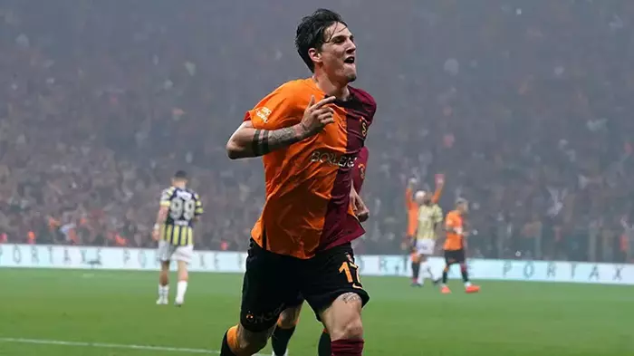 Ve o yıldız için transfer derbisi başladı! Resmen açıkladılar... 4