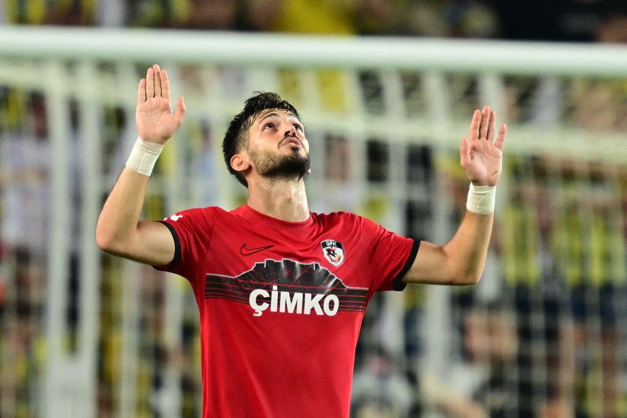 Crespo, ve Batshuayi ipleri kopardı iki yıldız Fenerbahçe'den ayrılma kararı aldı 7