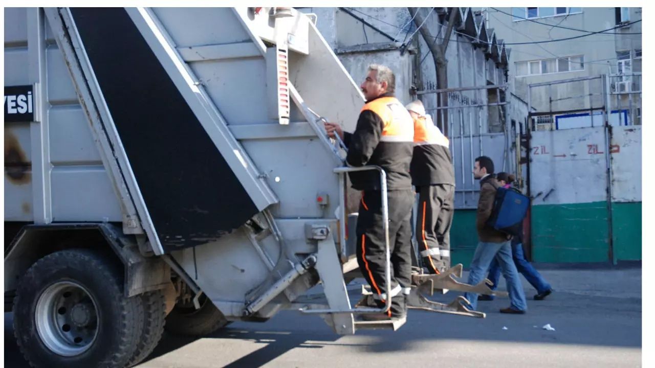 İstanbul'da çöp krizi kapıda! İBB'de çöp transfer işçileri greve gidiyor... 4