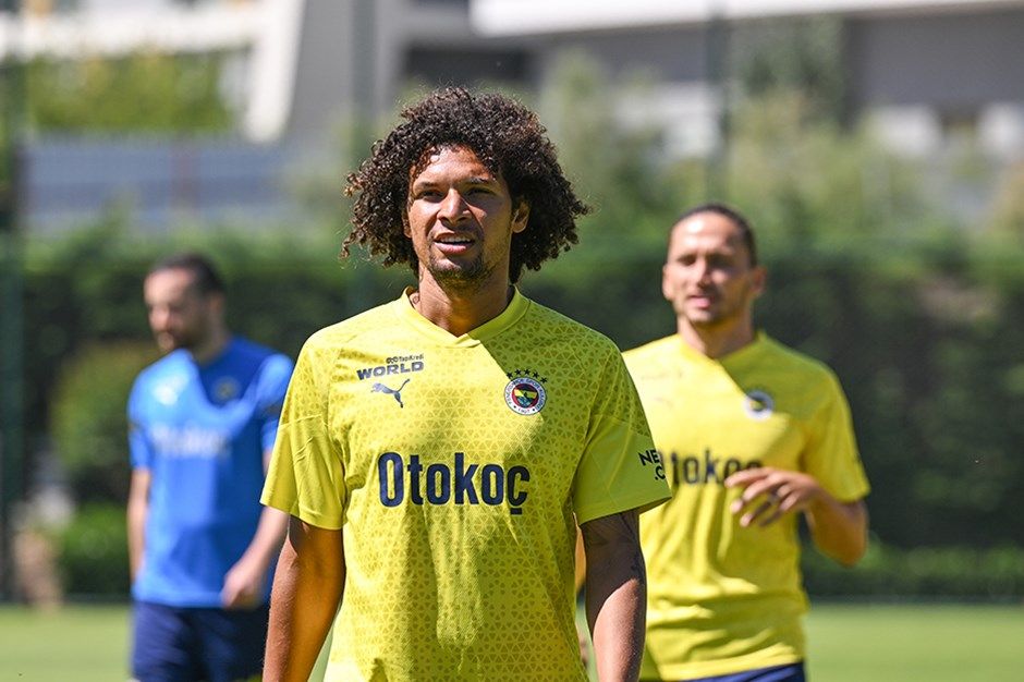 Ali Koç Fenerbahçe'ye Fred'den daha pahalı bir orta saha getiriyor! 4