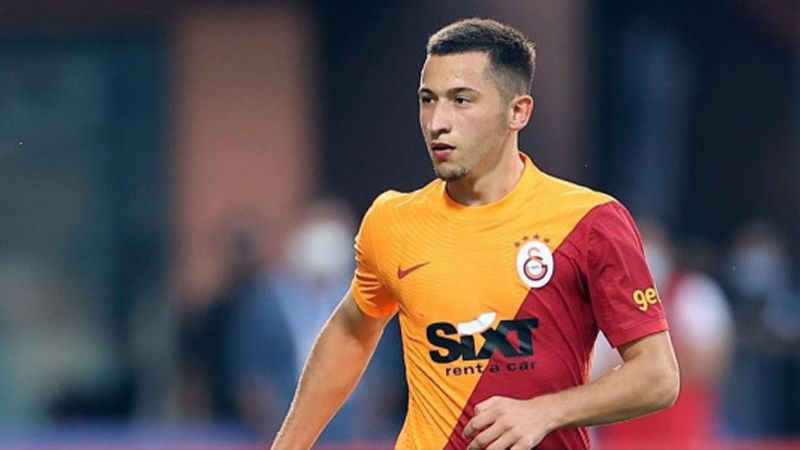 Okan Buruk İtalya'ya damga vuran oyuncusunu Tolunay Kafkas'ın yanına gönderdi 2