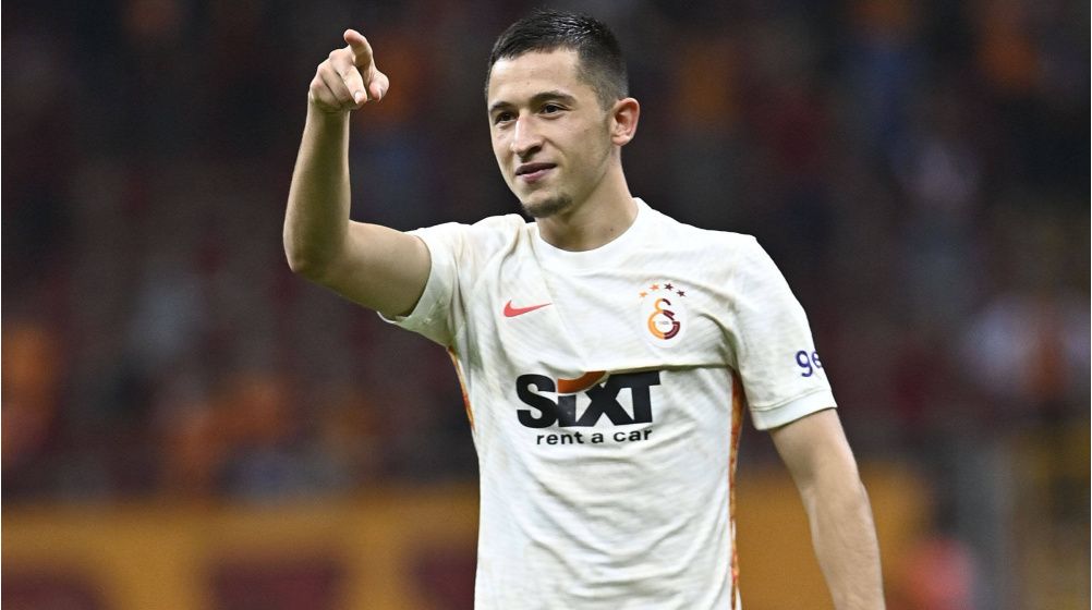 Okan Buruk İtalya'ya damga vuran oyuncusunu Tolunay Kafkas'ın yanına gönderdi 3
