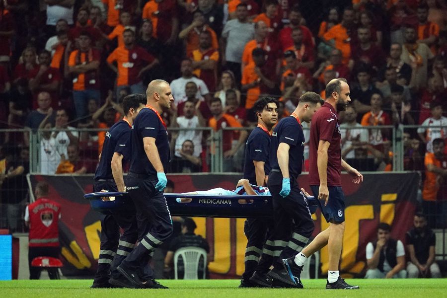 2-0'ın ardından Okan Buruk'un sildiği 2 futbolcuyu açıkladı:  Bu tempoya ayak uyduramazlar 5