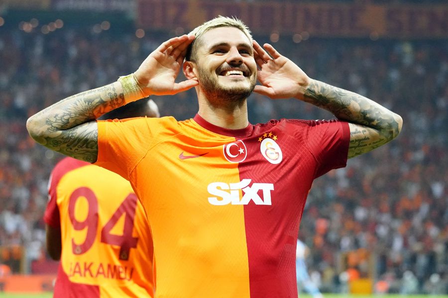 2-0'ın ardından Okan Buruk'un sildiği 2 futbolcuyu açıkladı:  Bu tempoya ayak uyduramazlar 11