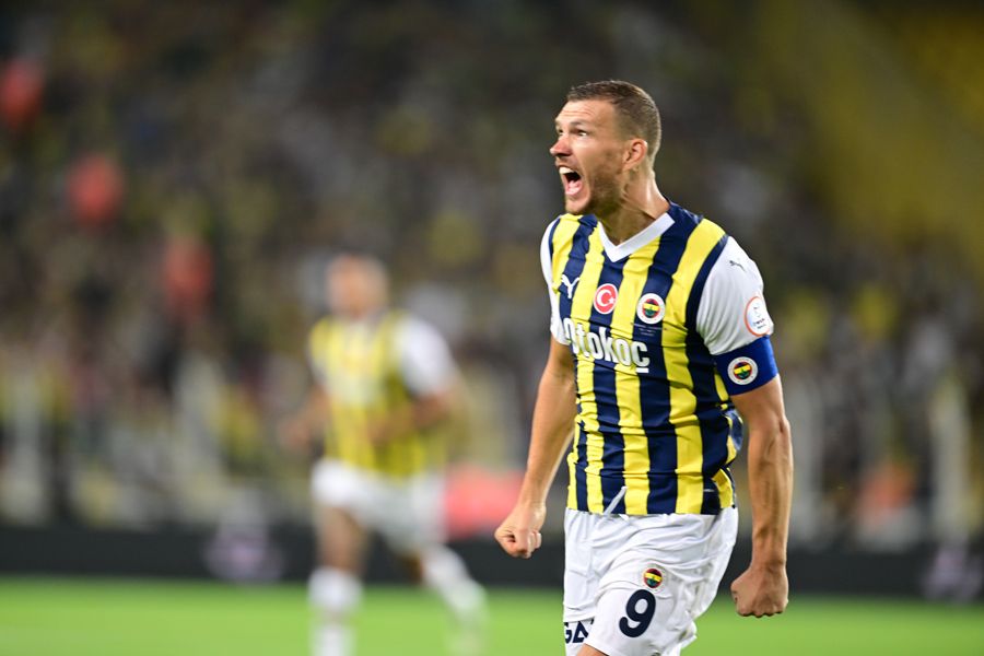 Dzeko açıkladı: 2 yıl önce Beşiktaş'tan teklif aldım 2