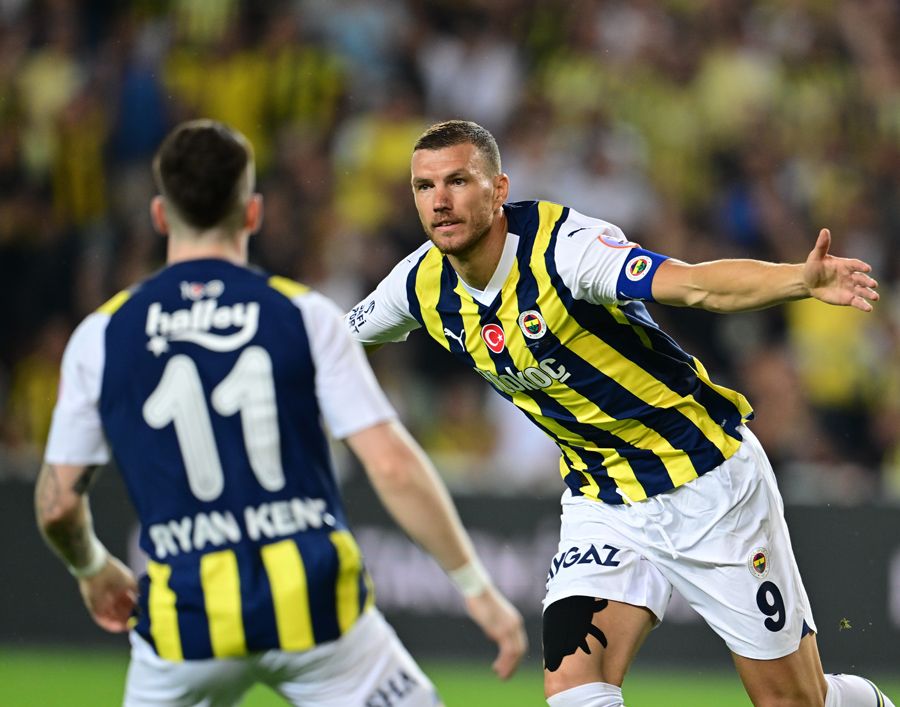 Dzeko açıkladı: 2 yıl önce Beşiktaş'tan teklif aldım 5