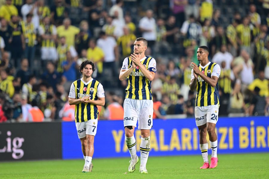 Dzeko açıkladı: 2 yıl önce Beşiktaş'tan teklif aldım 10
